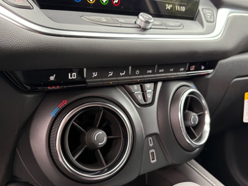 New 2026 Chevrolet Blazer LT w/ Midnight/Sport Edition FWD image 5