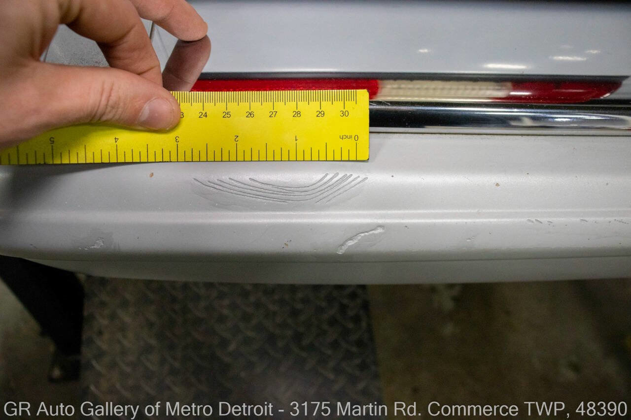 Used 1991 Mercedes-Benz 560 SEL 560 SEL 4dr Sedan image 34