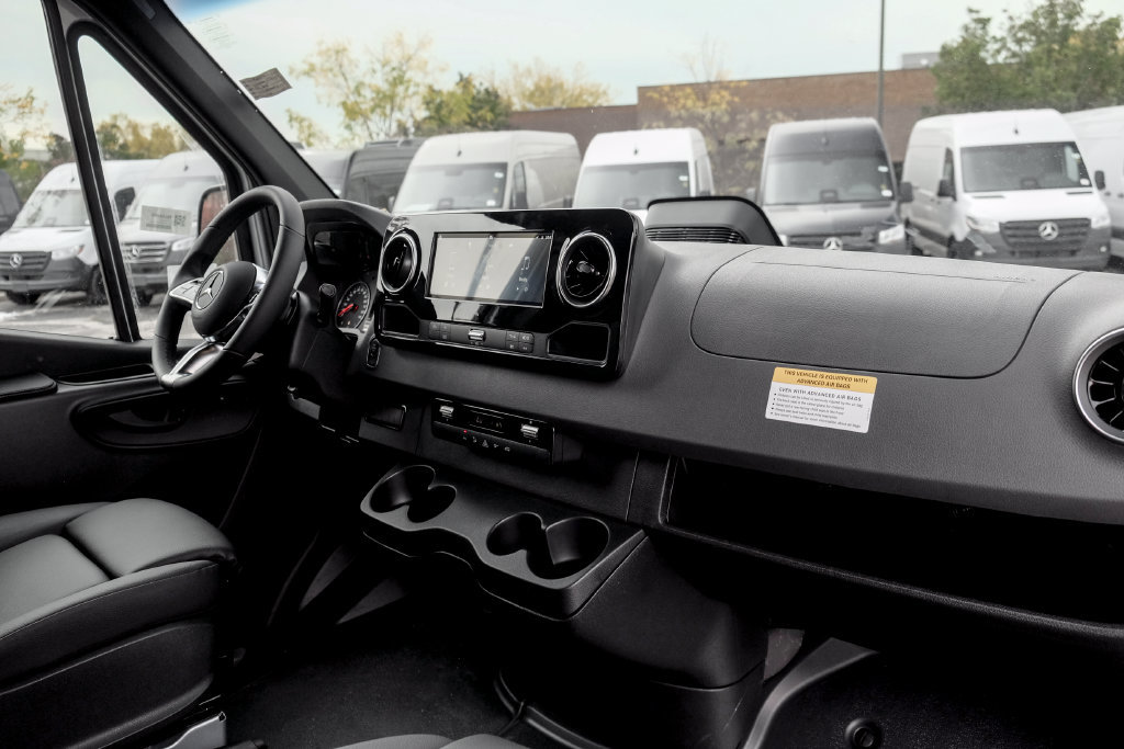 New 2026 Mercedes-Benz Sprinter 4500 image 19