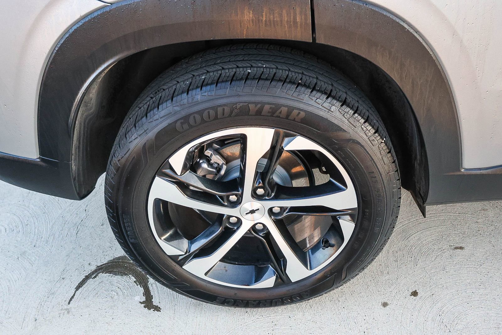 Used 2025 Chevrolet Trax RS image 14