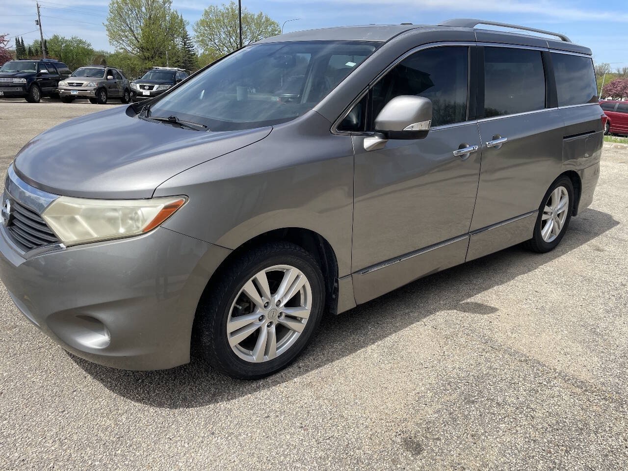 Used 2012 Nissan Quest LE FWD image 4