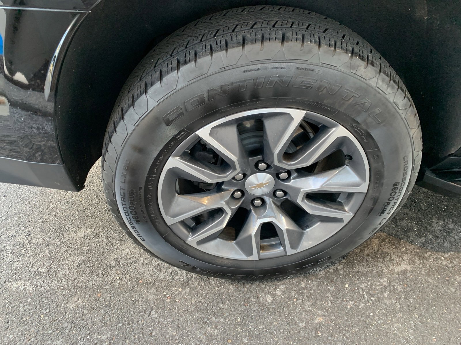 Used 2023 Chevrolet Tahoe LT w/ LT Signature Package image 12