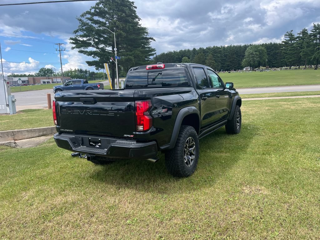New 2025 Chevrolet Colorado ZR2 w/ Technology Package AWD/4WD image 5