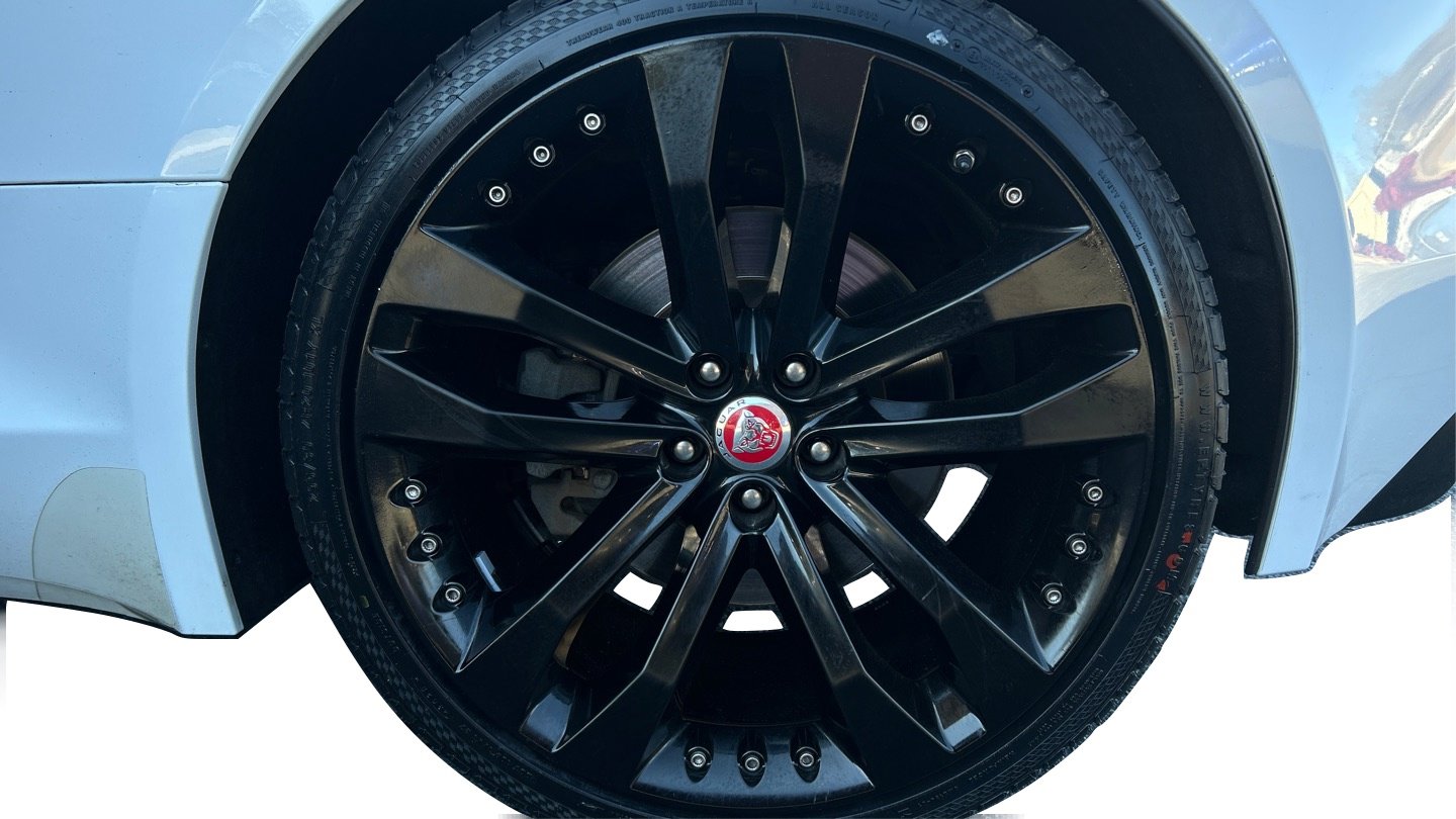 Used 2020 Jaguar F-TYPE Convertible image 44