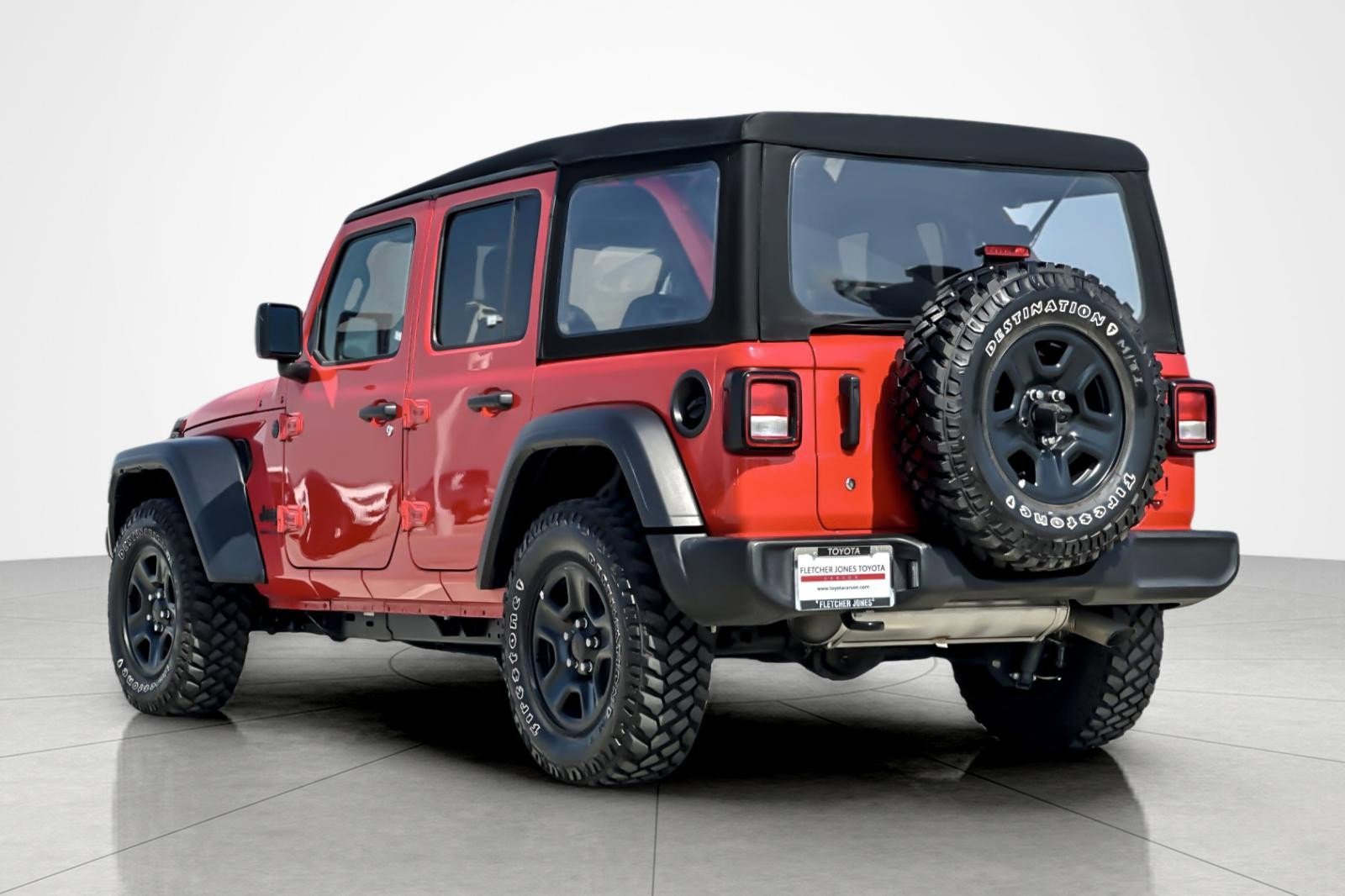 Used 2024 Jeep Wrangler Unlimited Sport AWD/4WD image 3