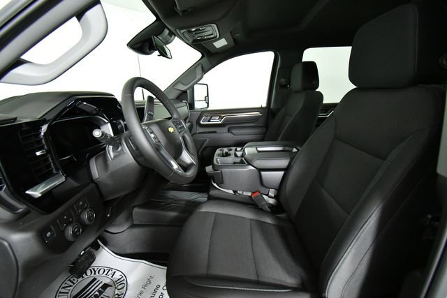 New 2026 Chevrolet Silverado 3500 LT w/ Convenience Package image 5
