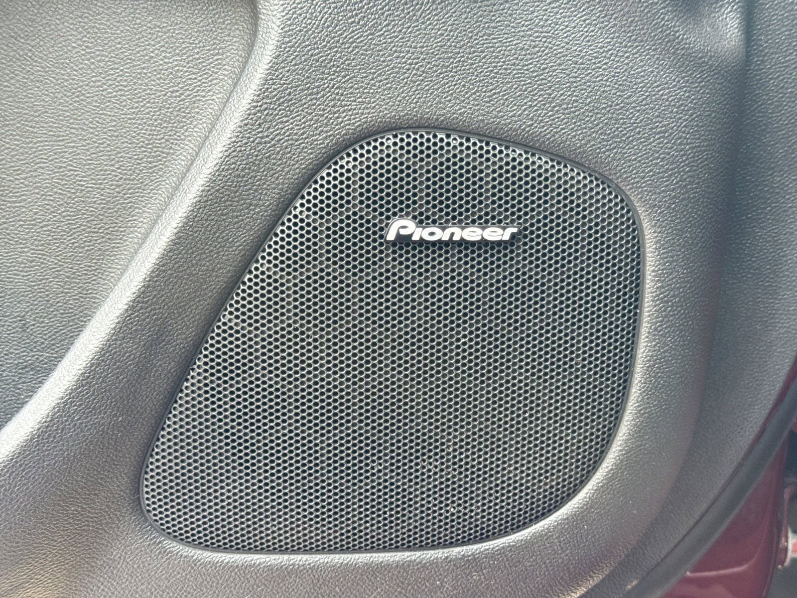 Used 2015 Chevrolet Malibu LT w/ Leather Package FWD image 30