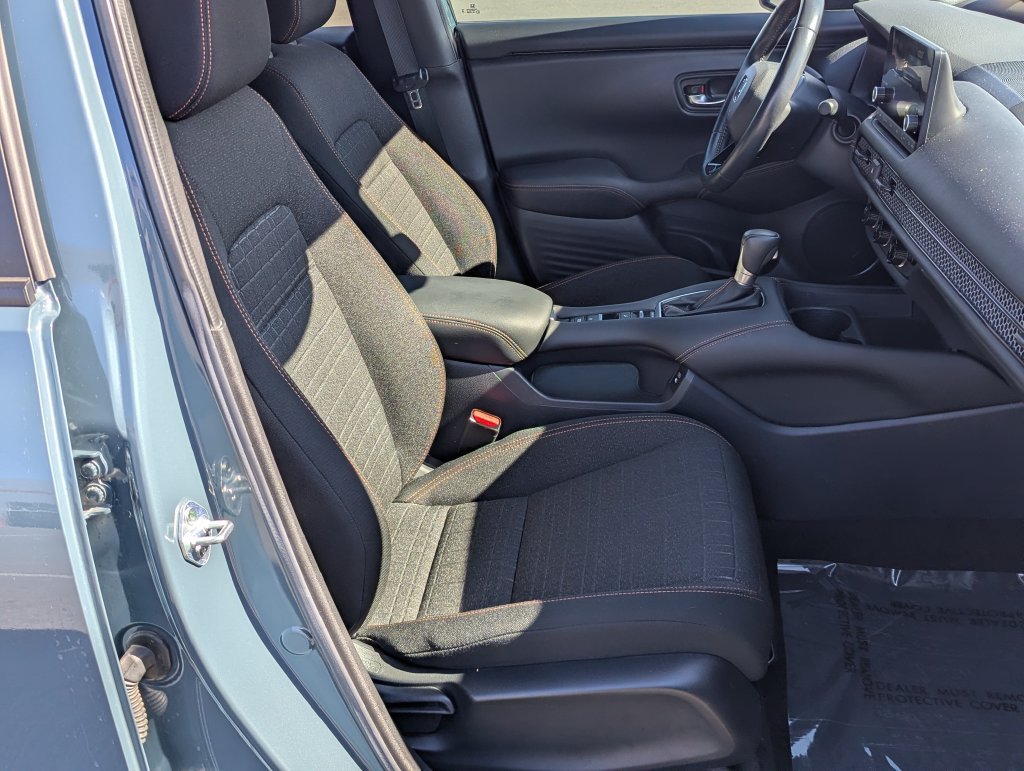Used 2024 Honda HR-V Sport image 9
