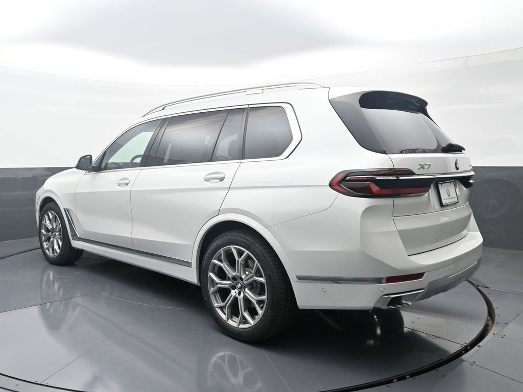 New 2026 BMW X7 xDrive40i image 5