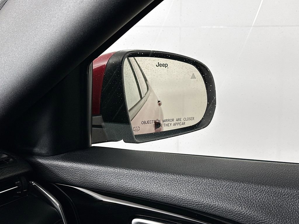 Certified 2023 Jeep Compass Limited image 28