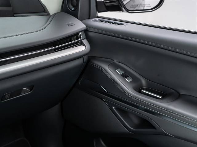 New 2026 Lincoln Navigator Premiere AWD/4WD image 30