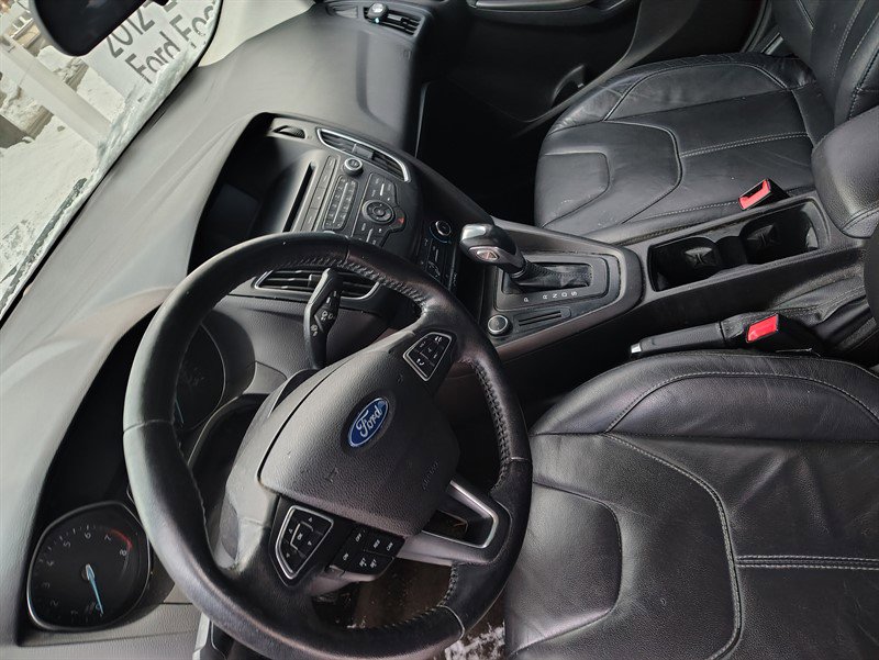 Used 2016 Ford Focus SE w/ Equipment Group 201A image 7