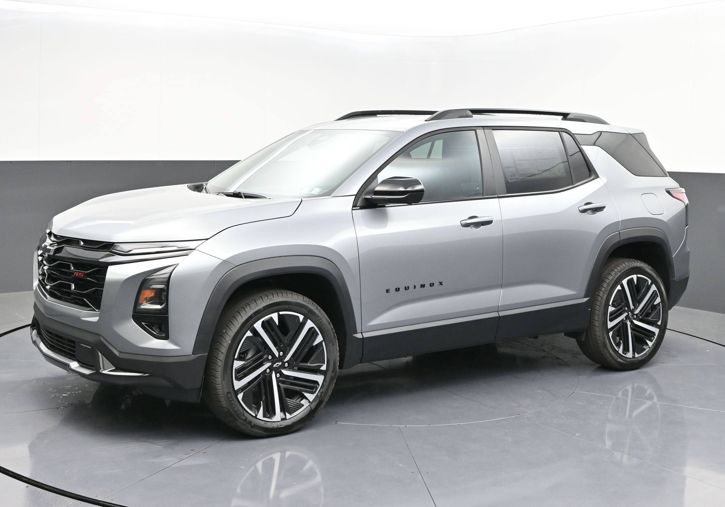 New 2026 Chevrolet Equinox RS w/ Safety and Technology Package AWD/4WD image 7