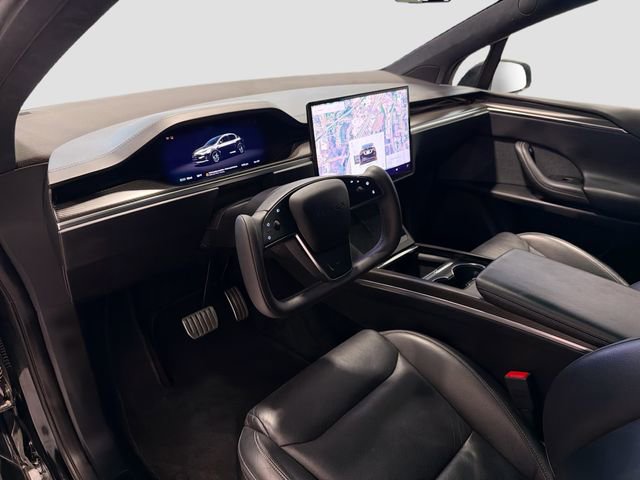 Used 2022 Tesla Model X Plaid image 9