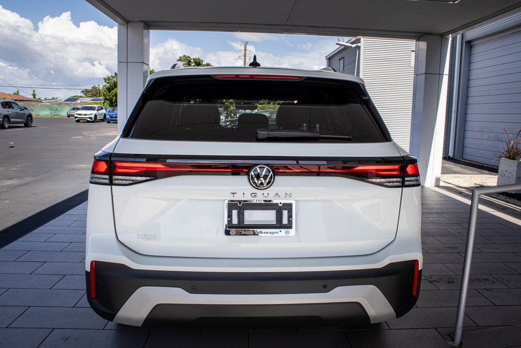 New 2025 Volkswagen Tiguan S image 14