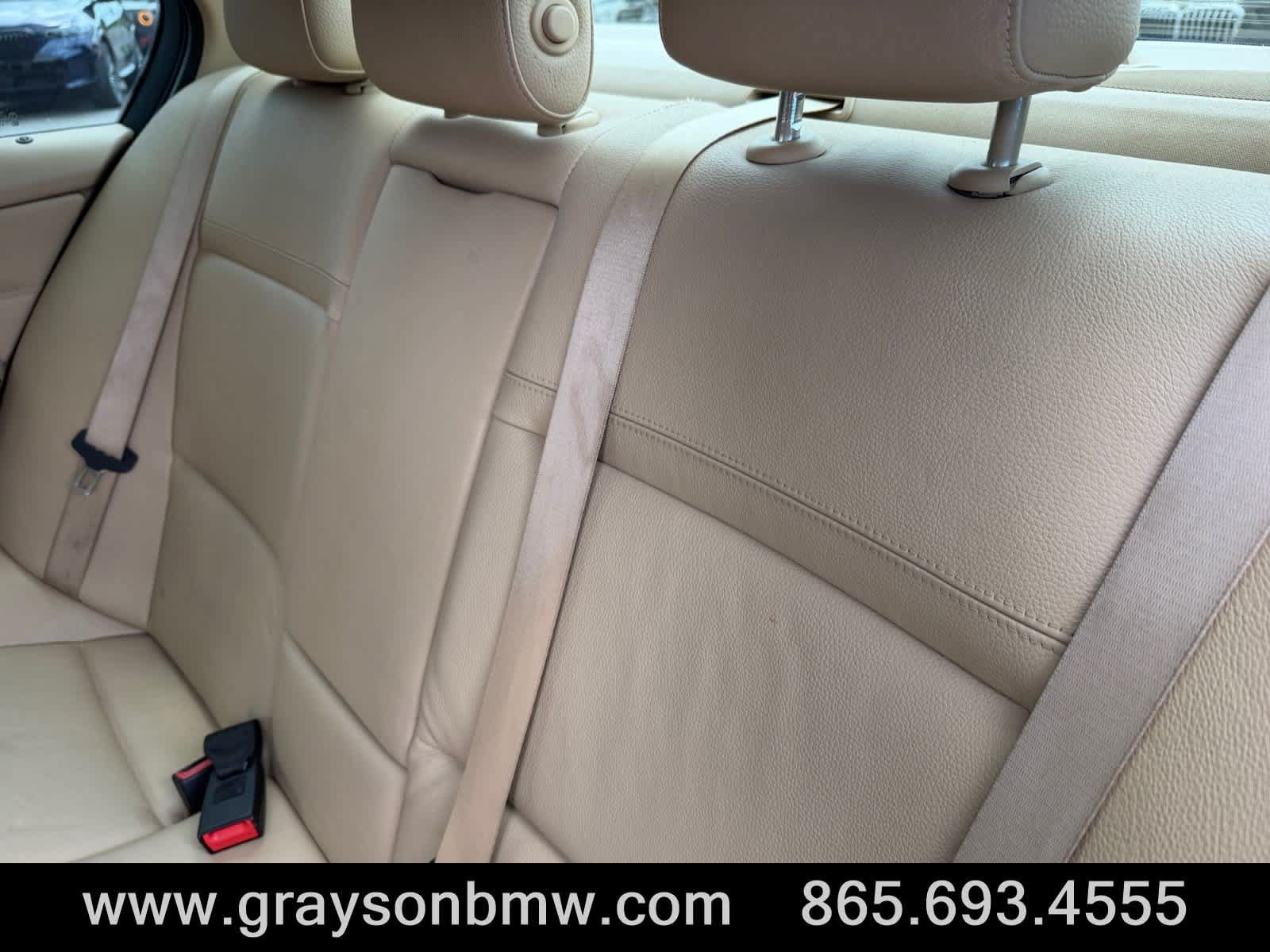 Used 2011 BMW 328i Sedan RWD image 15