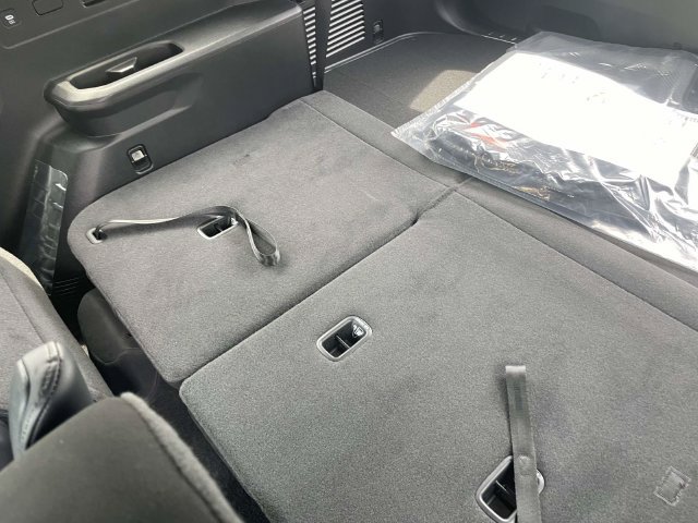 New 2027 Kia Telluride SX Prestige w/ Towing Package AWD/4WD image 17