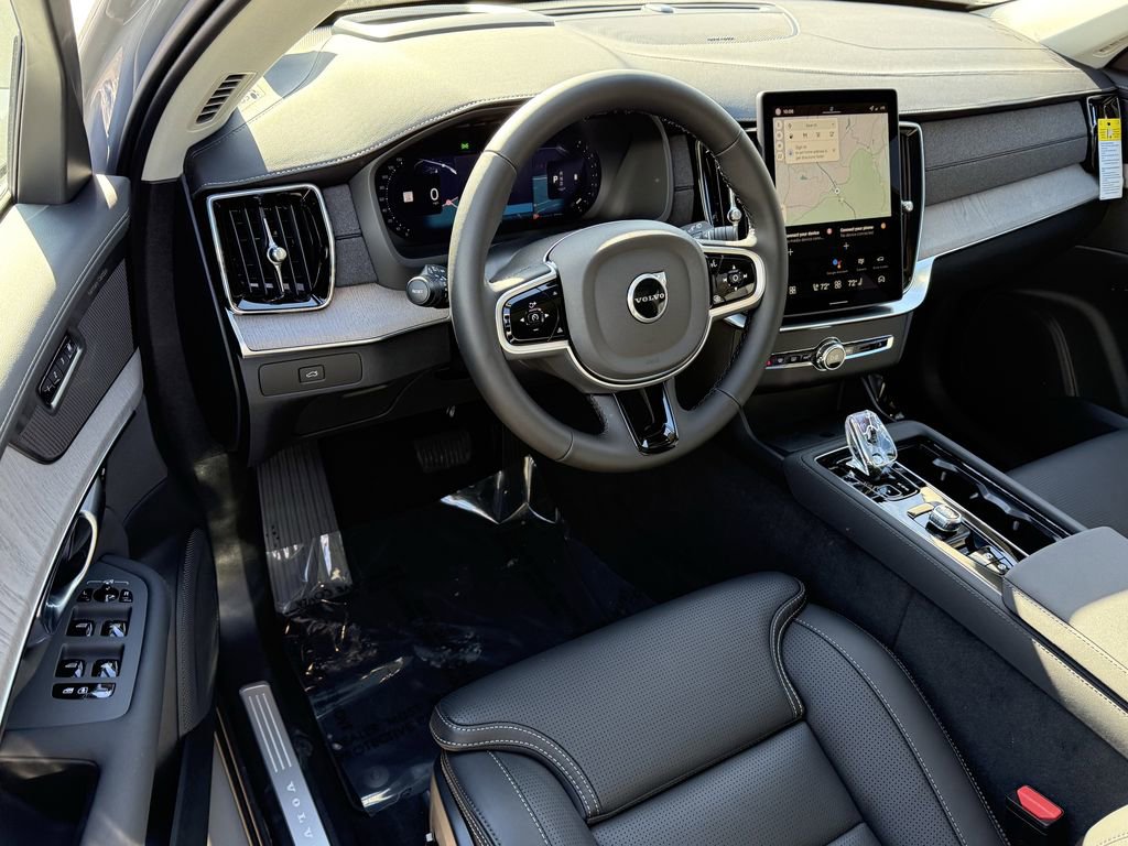 New 2026 Volvo XC90 B6 Ultra w/ Protection Package image 15