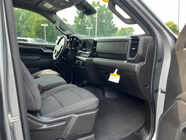 Used 2023 Chevrolet Silverado 1500 LT AWD/4WD image 18