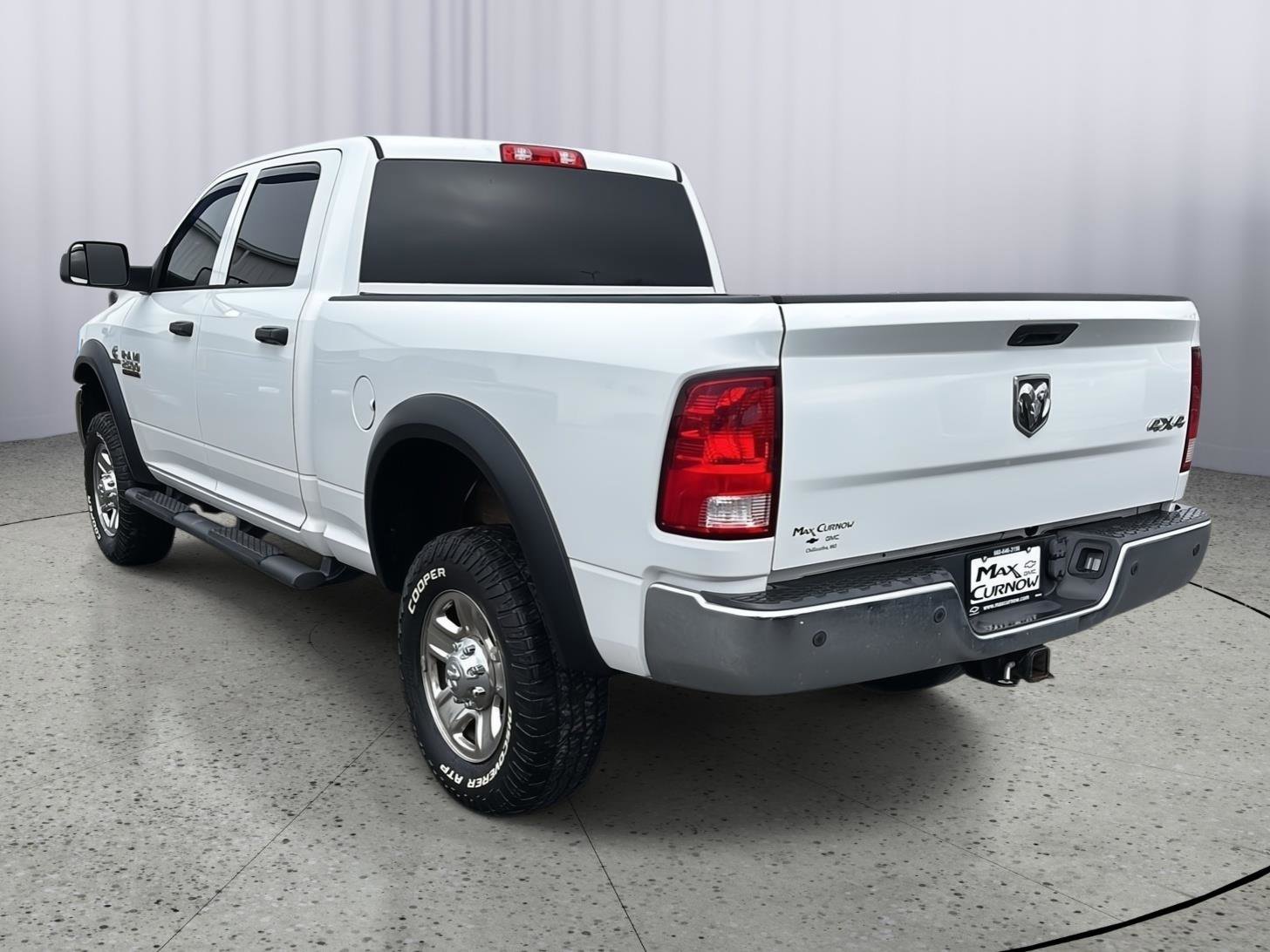 Used 2018 RAM 2500 Tradesman w/ Chrome Appearance Group image 3