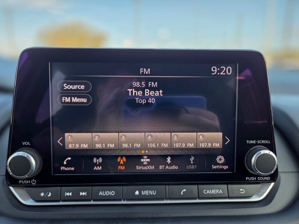 Used 2024 Nissan Rogue S AWD/4WD image 20