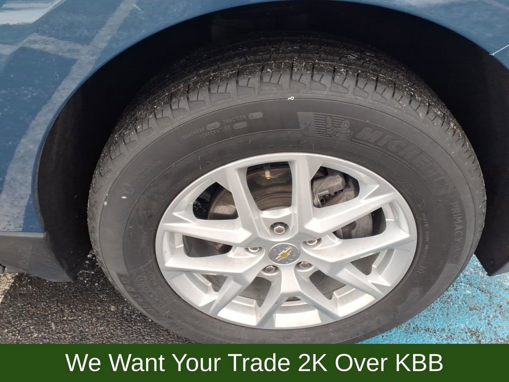 Used 2024 Chevrolet Equinox LT FWD image 23