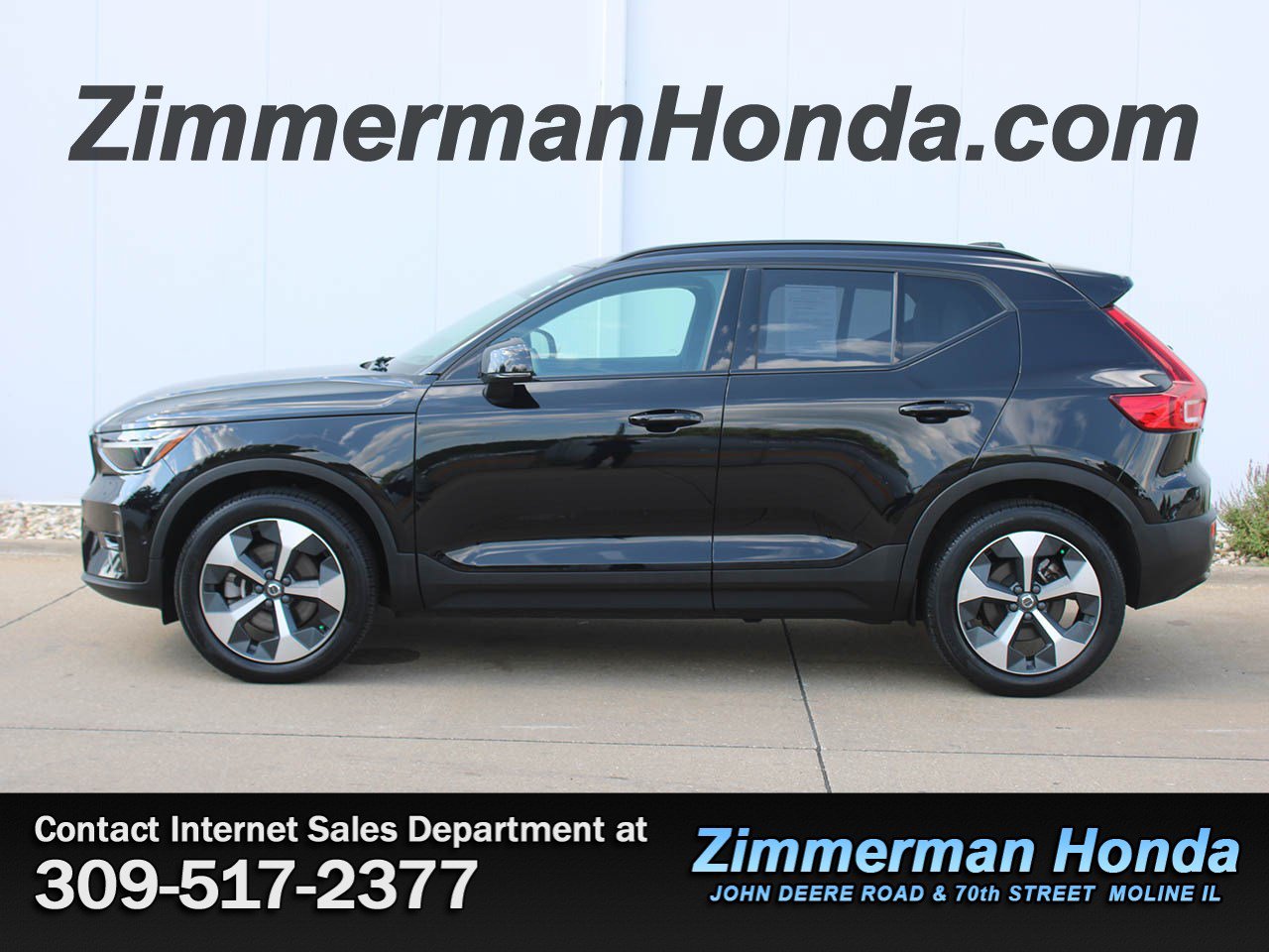 Used 2023 Volvo XC40 B4 Ultimate FWD image 23