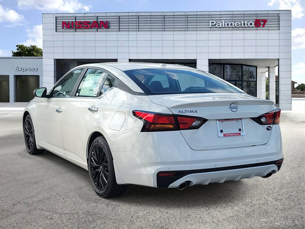 Used 2025 Nissan Altima 2.5 SV w/ SV Special Edition Package image 4