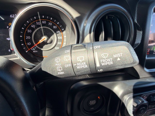 Used 2022 Jeep Wrangler Sport AWD/4WD image 18
