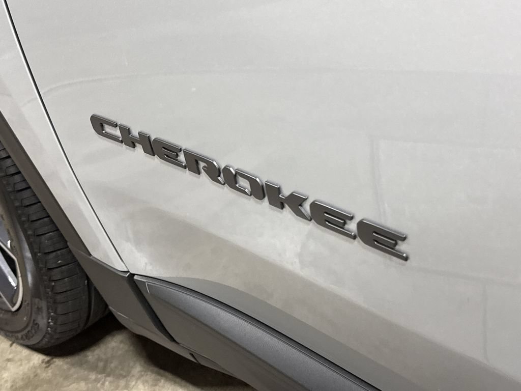New 2026 Jeep Cherokee Overland AWD/4WD image 27