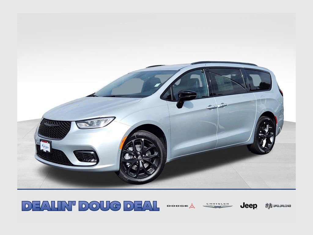 New 2026 Chrysler Pacifica Select w/ S Appearance Package image 1