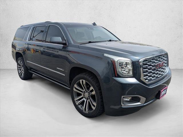 Used 2019 GMC Yukon XL Denali w/ Denali Ultimate Package AWD/4WD video 3