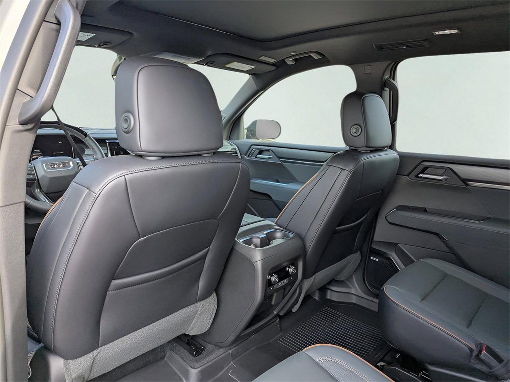 New 2026 GMC Acadia AT4 w/ Super Cruise Package image 10