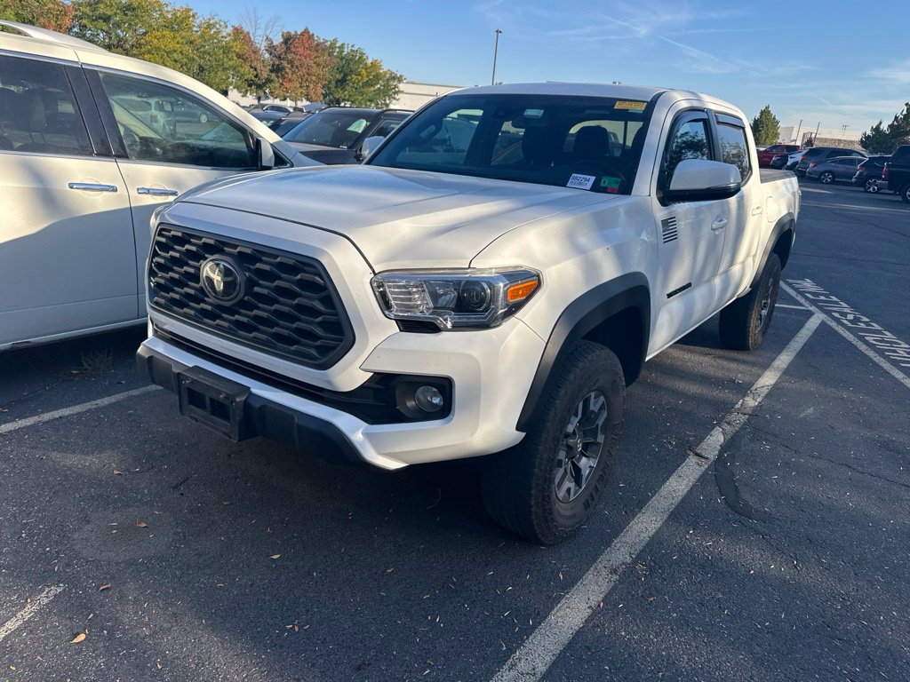 Used 2023 Toyota Tacoma TRD Off-Road w/ Technology Package AWD/4WD image 4