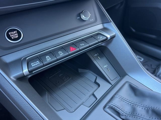 New 2025 Audi Q3 2.0T Premium image 34