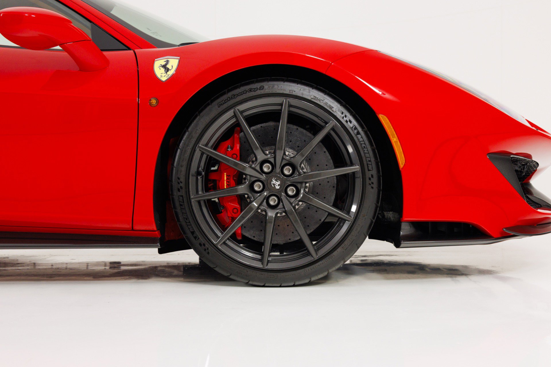 Used 2020 Ferrari 488 Pista Coupe RWD image 12