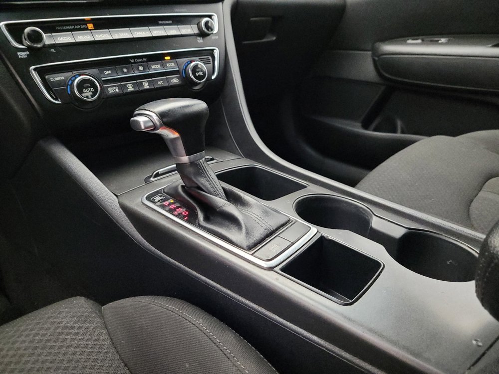 Used 2018 Kia Optima Premium w/ Convenience Package image 26