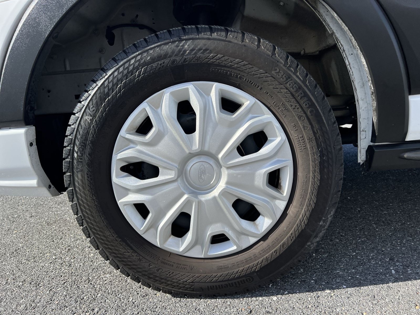 Certified 2026 Ford Transit 350 XLT RWD image 12