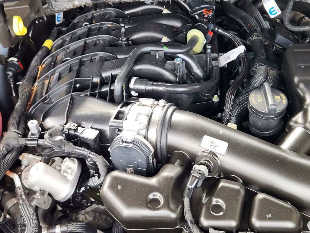 Used 2024 Jeep Grand Cherokee L Limited w/ Luxury Tech Group II image 17