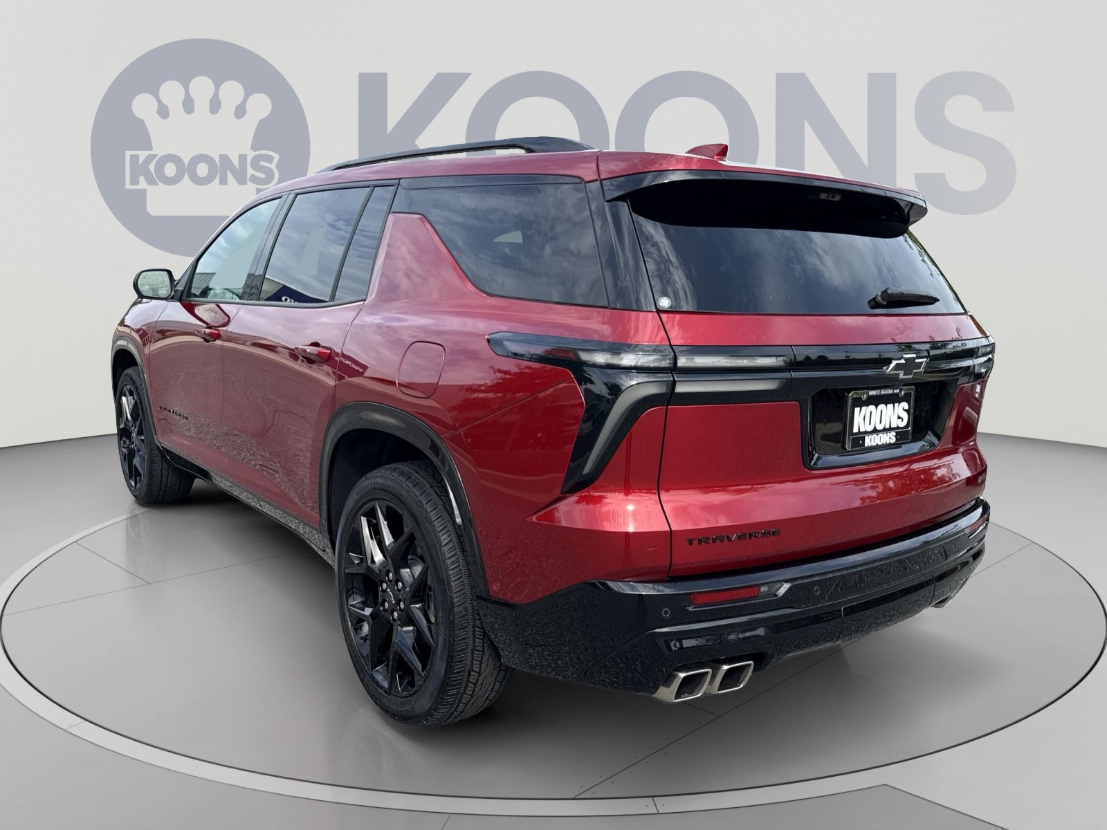 Used 2024 Chevrolet Traverse RS FWD image 4