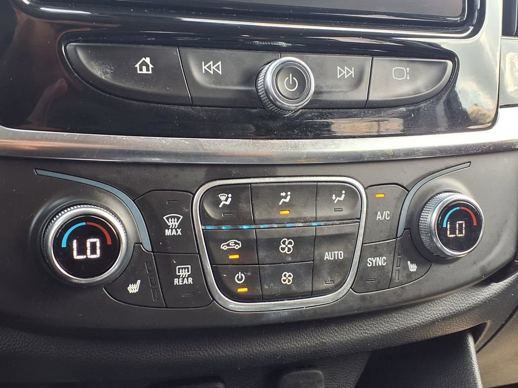 Used 2020 Chevrolet Traverse RS FWD image 7