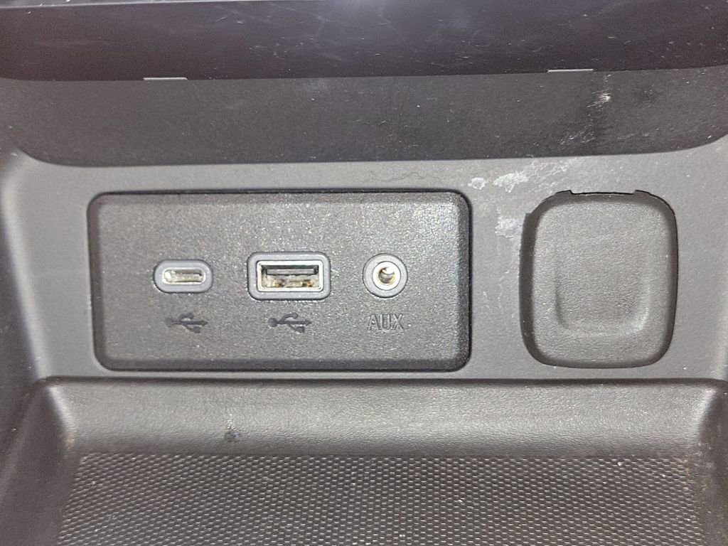 Used 2021 GMC Terrain SLE w/ Driver Convenience Package image 36