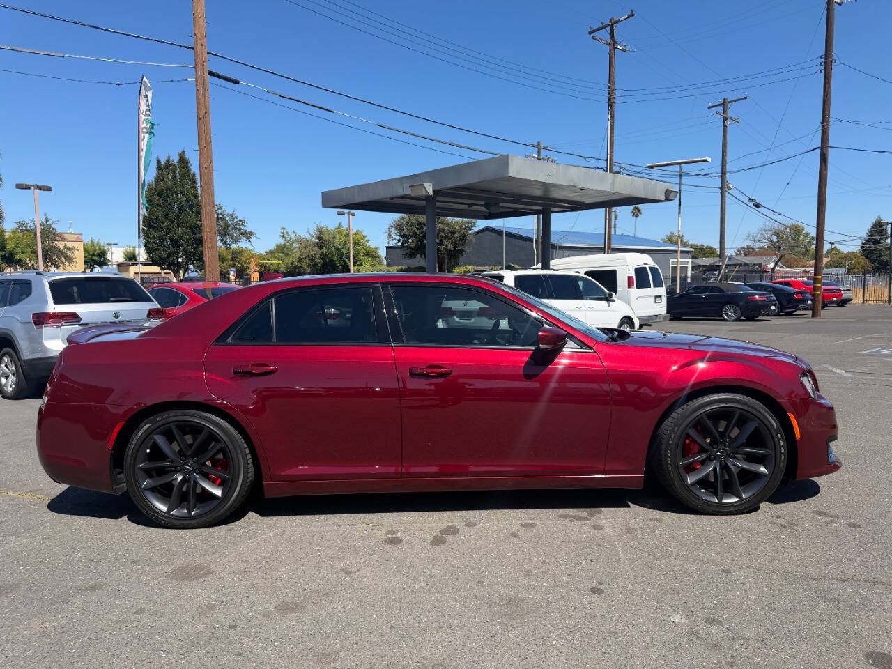 Used 2023 Chrysler 300 C RWD image 8