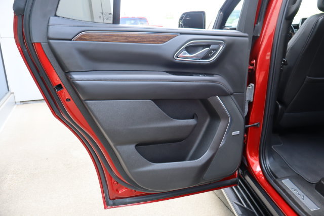 Used 2021 Chevrolet Tahoe High Country AWD/4WD image 26
