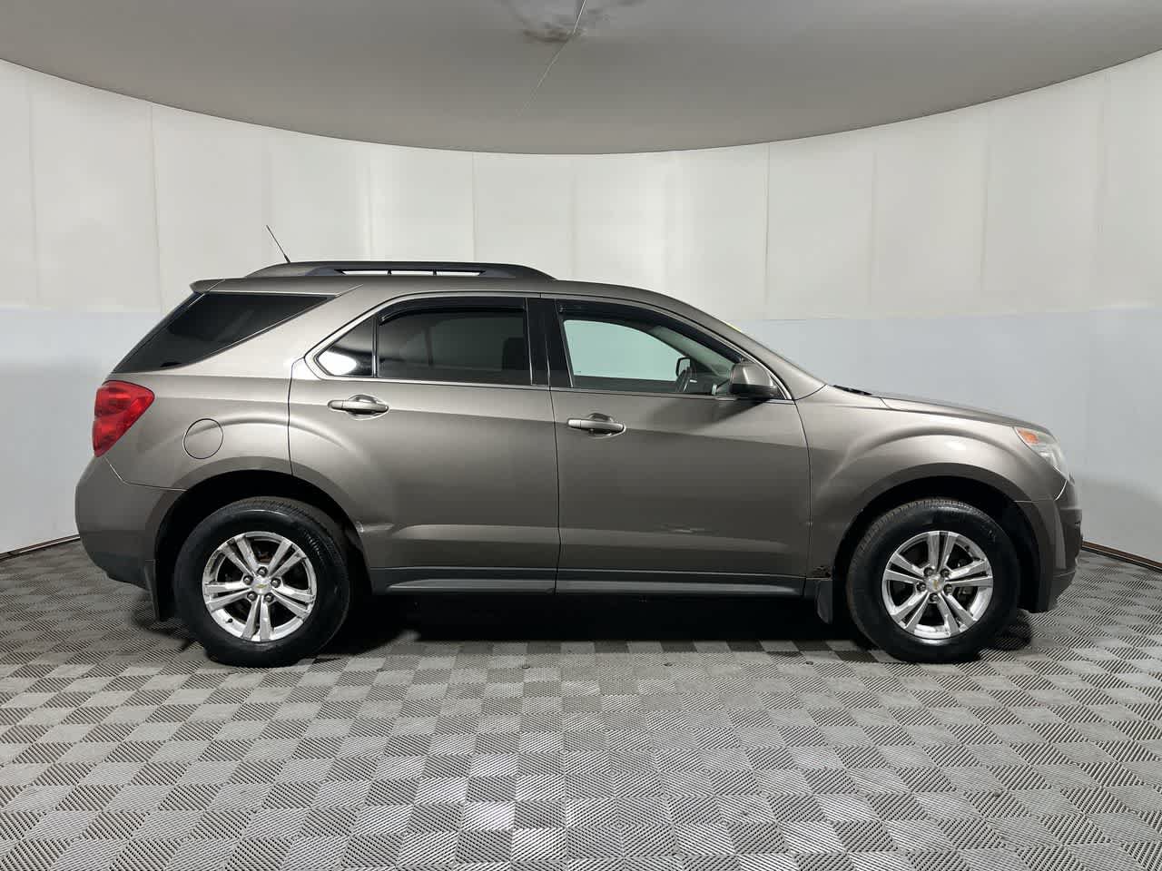 Used 2011 Chevrolet Equinox LT w/ Driver Convenience Package AWD/4WD image 9