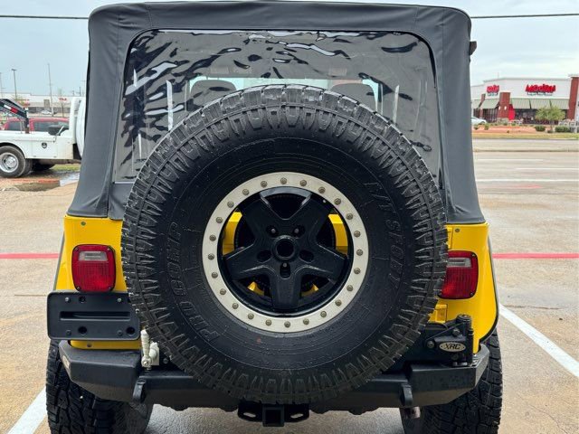 Used 2004 Jeep Wrangler Rubicon w/ Dual Top Group image 7