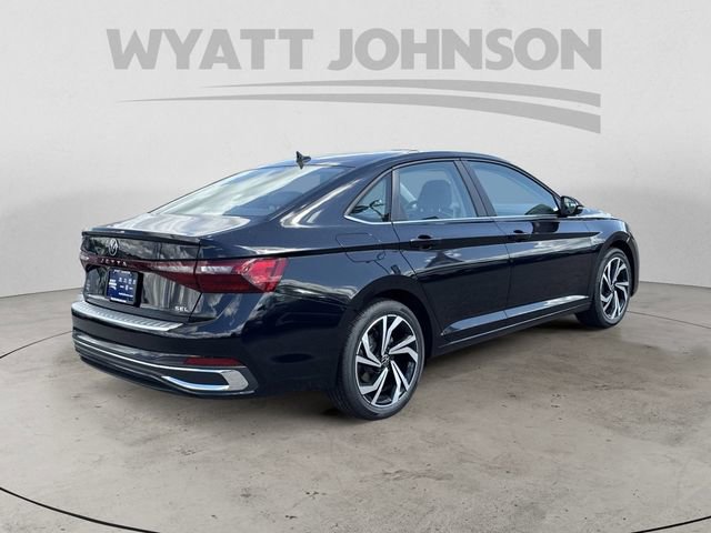 New 2025 Volkswagen Jetta SEL image 5