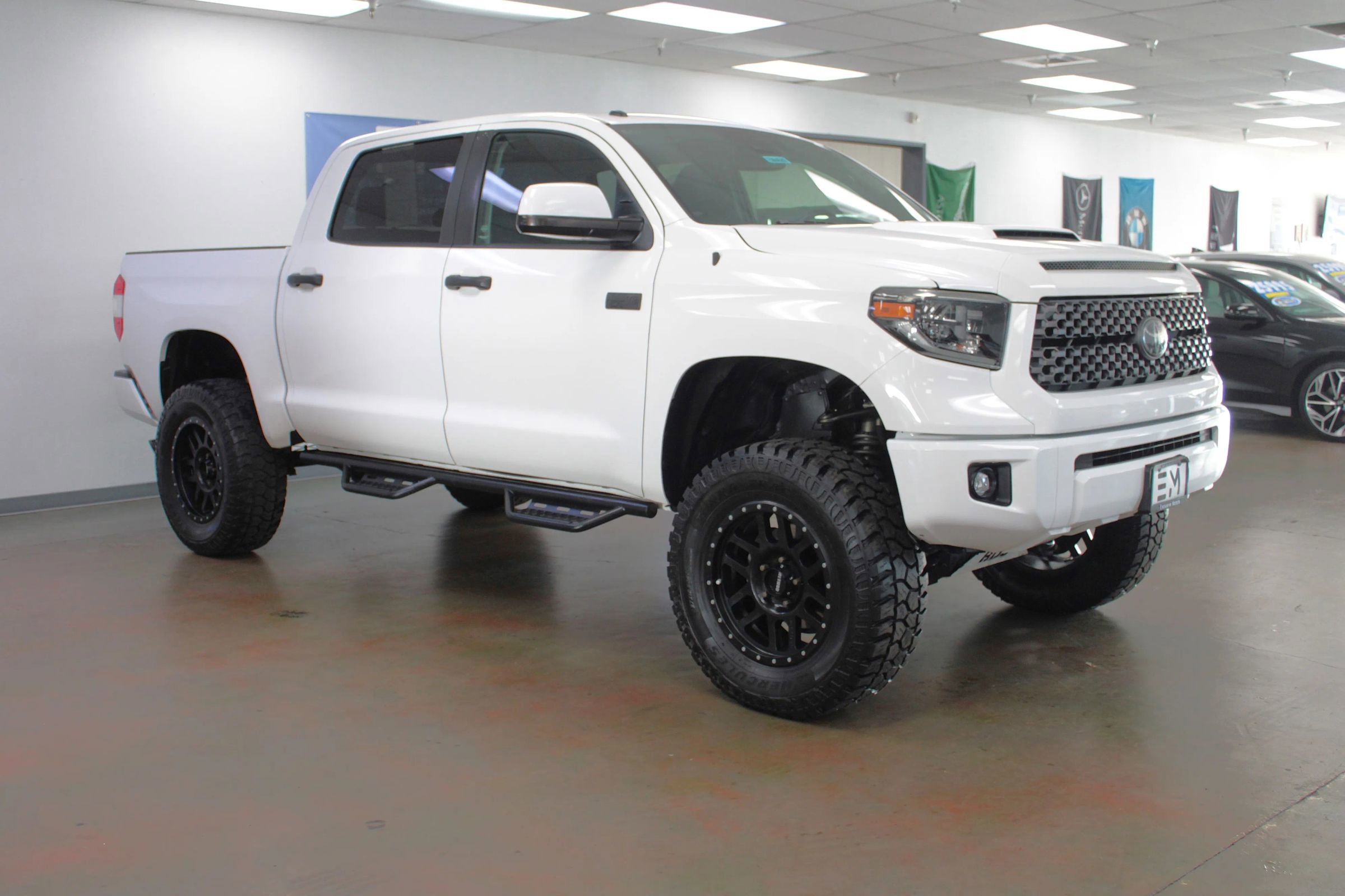 Used 2019 Toyota Tundra SR5 image 2