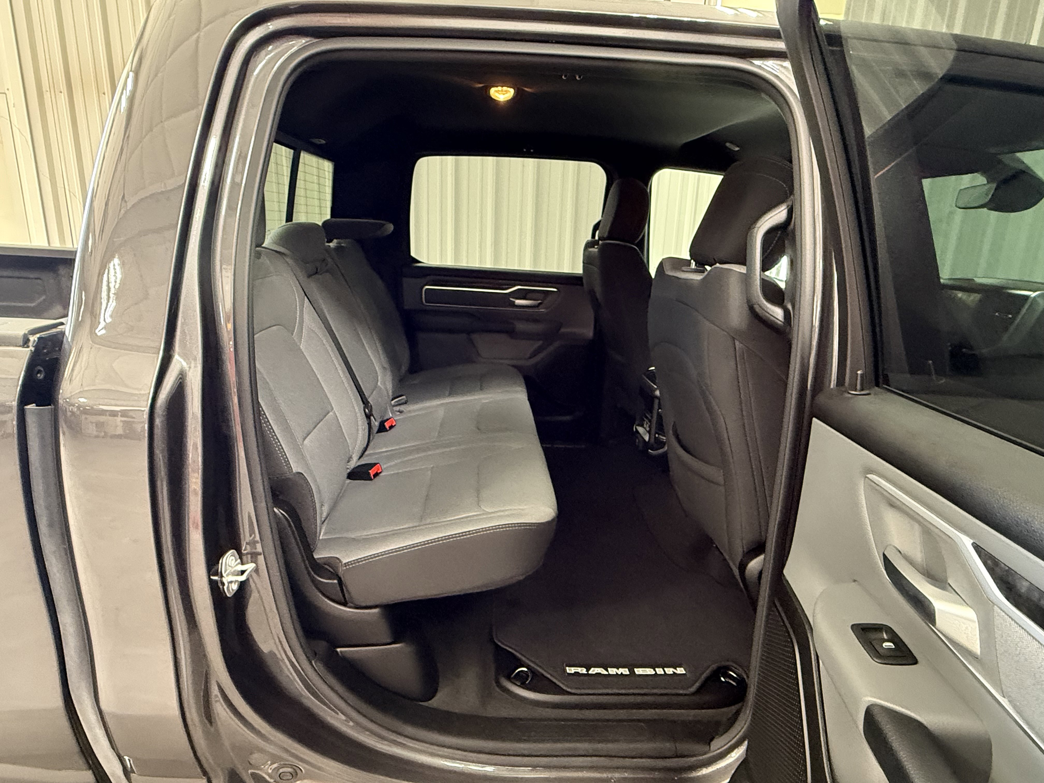Used 2021 RAM 1500 Big Horn AWD/4WD image 7