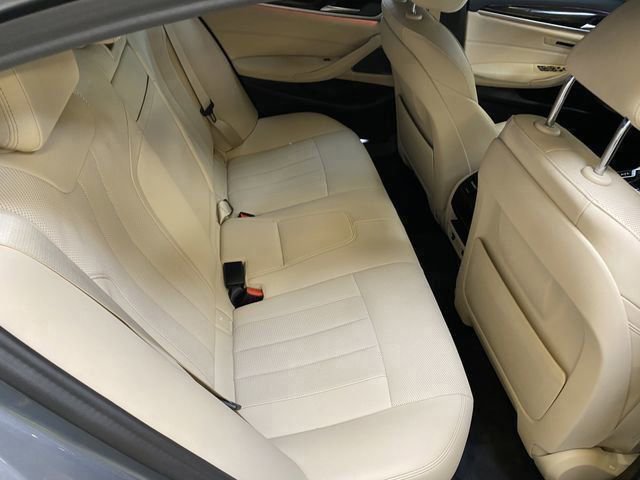 Used 2023 BMW 530e w/ Premium Package RWD image 28